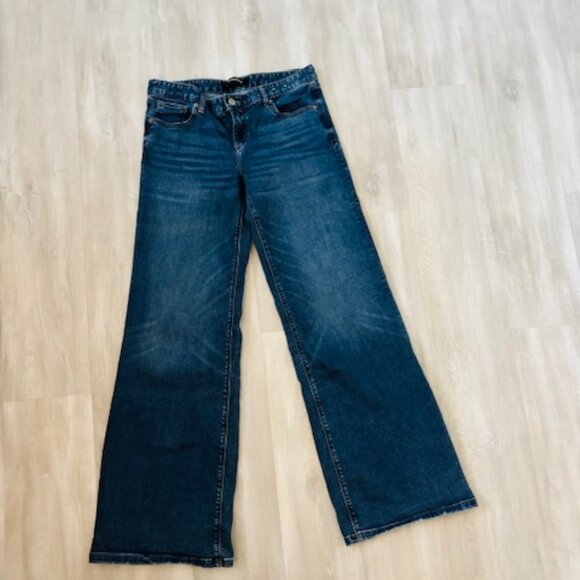 Express Super Wide Leg Low Rise Jeans - size 8L - Picture 4 of 6